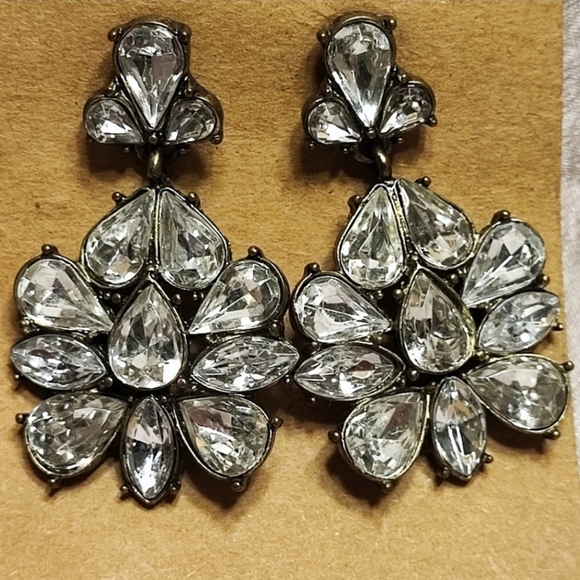 Banana Republic Dramatic Brass Clear Rhinestone Statement Necklace - Picture 10 of 11